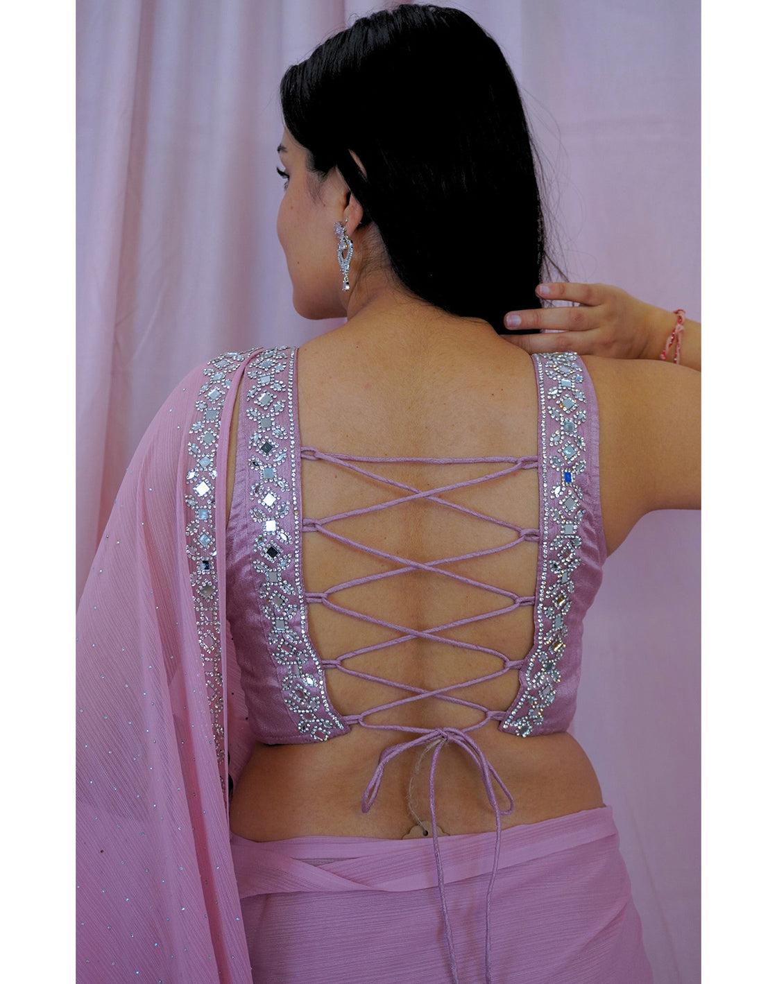 Blush pink mirror work saree.